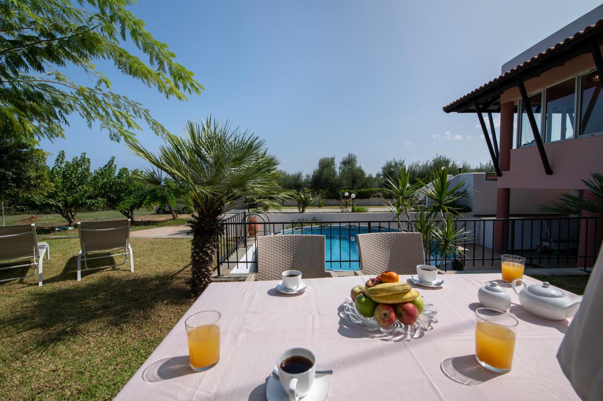 Villa Eleni 100M From The Sea Rapanianá 外观 照片